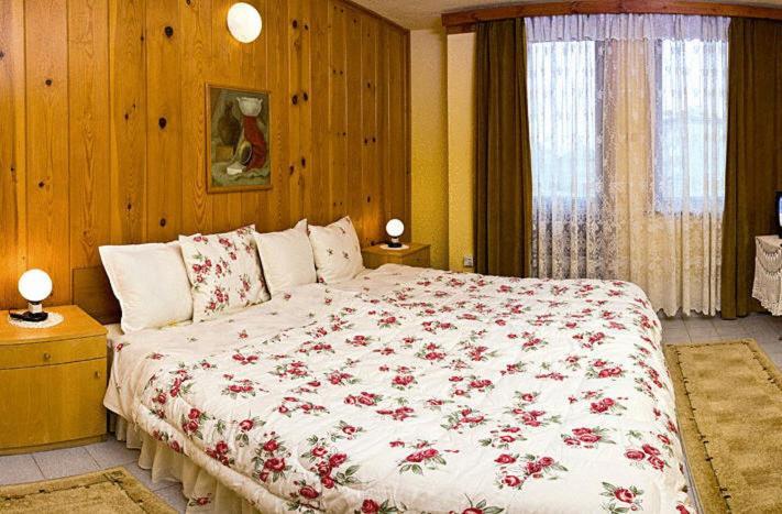 Hotel Vesta Kazanlŭk Rom bilde